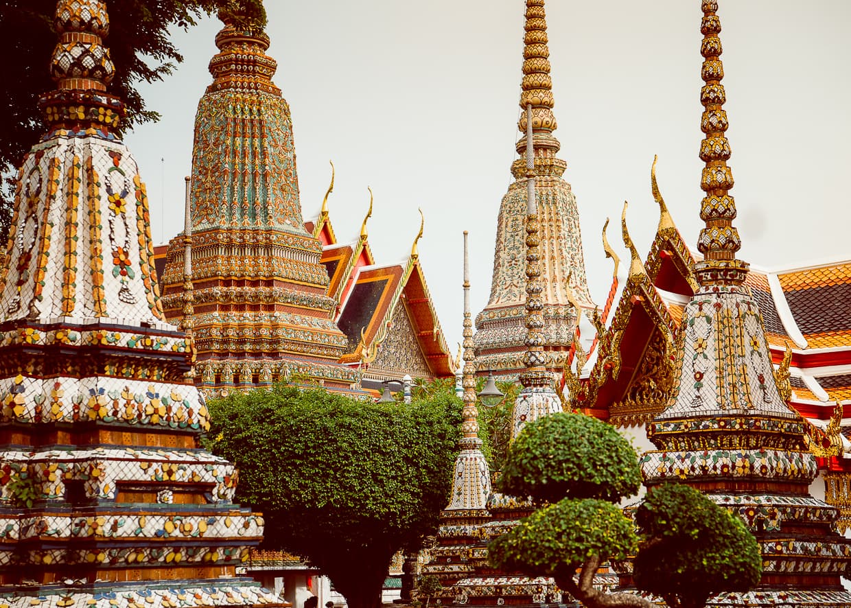 The great chedis at Wat Pho tower over the temple.