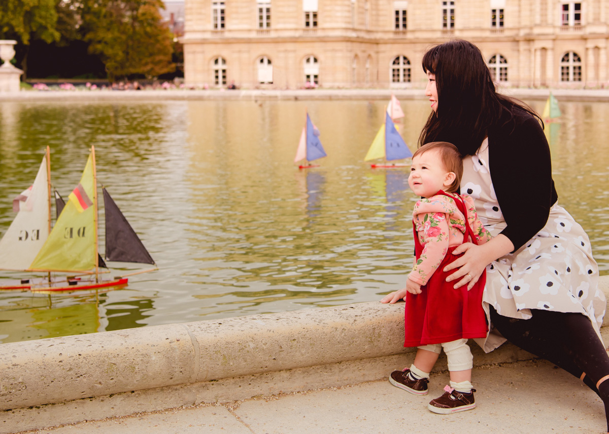 luxembourg-garden-paris-france-lifestyle-family-photography-jakeanddannie-11