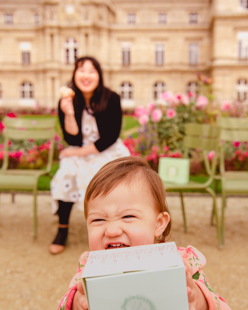 luxembourg-garden-paris-france-lifestyle-family-photography-jakeanddannie-15