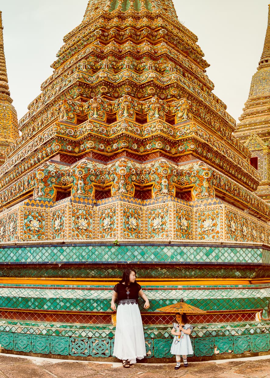 The Great Chedis of Phra Maha Chedi Si Rajakarn in Wat Pho. Bangkok, Thailand.