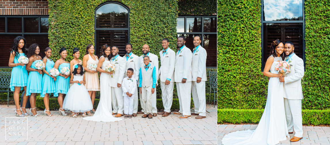 The bride and groom pose with the entire wedding party
