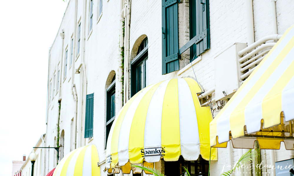 There were lots of shops near the waterfront as we walked around taking photographs